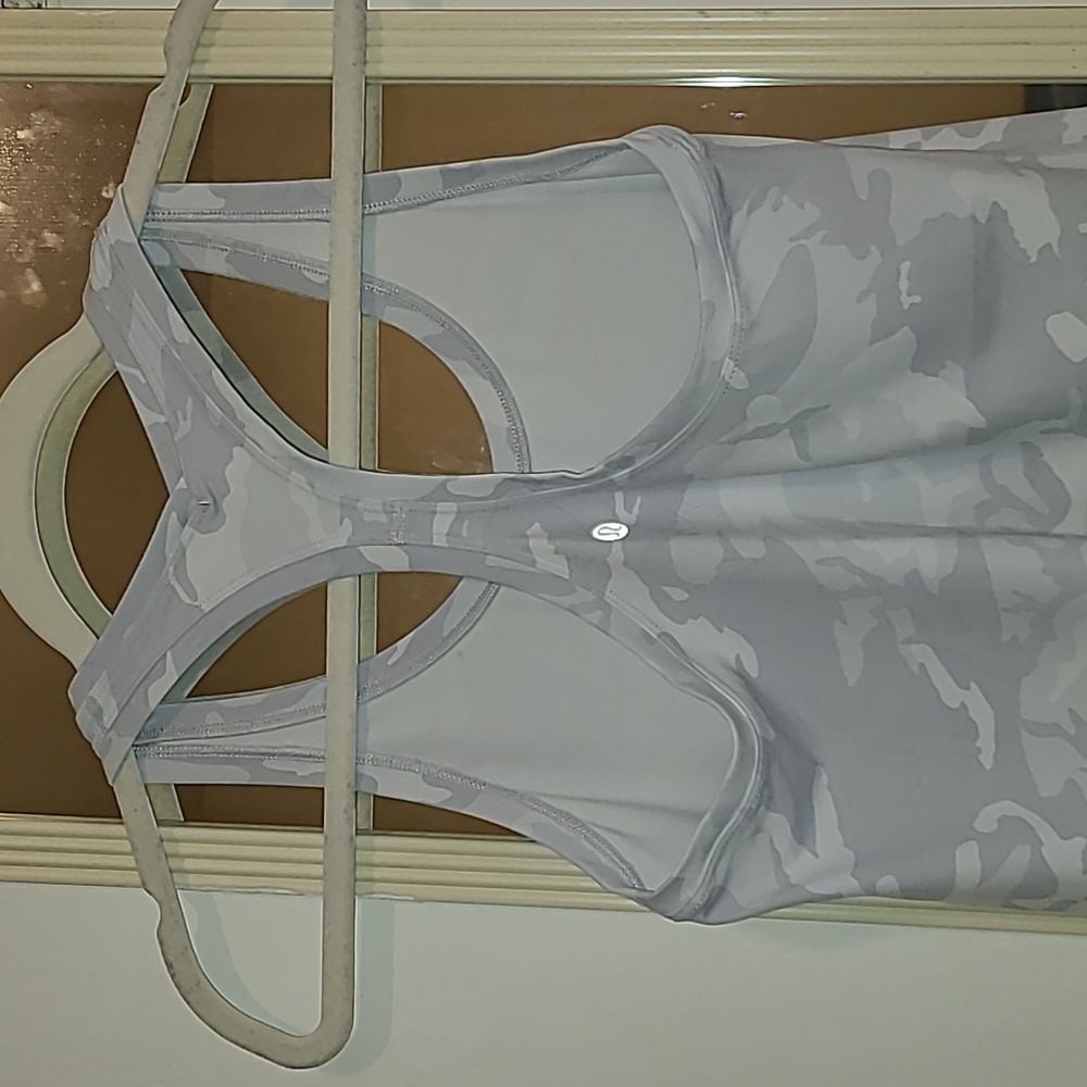 Lululemon Atletica Racerback Camo, Size 10, Color Silver & Gray - Picture 3 of 4